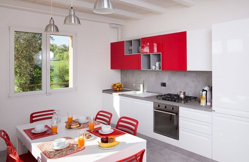 Ostra Vetere House | MONTENOVO Country House: MODERN home 20% discount 01/09 - 31/10