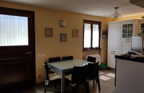 Pignone Apartment | Monterosso Pretty Floor in 5 Terre- Cà di Renzo