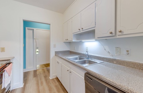 Montgomery Apartment | Montgomery Home in Garden District: 2 Mi to Dtwn!