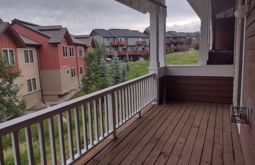 Steamboat Springs House | Monthly - Comfy Pet Friendly Townhome between Town and Mountain