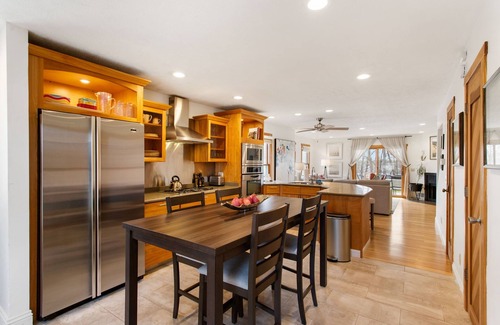 Saugatuck Condo | Monthly Discount! Birds Nest | DT Saugatuck | Pool