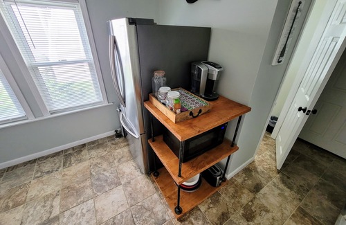 Hull House | Monthly Rental/House on Atlantic Hill- Easy access to Nantasket/Gunrock Beaches.