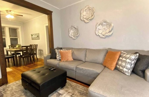 Midtown Apartment | Monthly Stays/Quiet, Professional & Fully Equipped