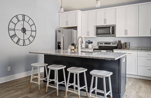 Fairview House | Monthly Stays Welcome!