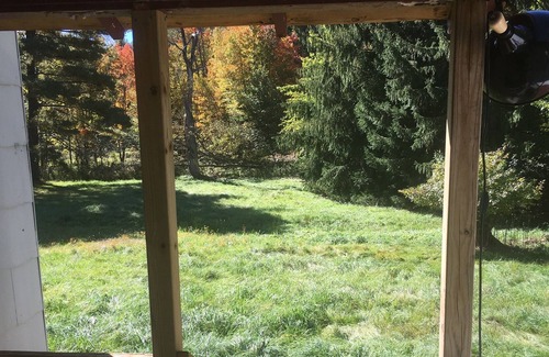 Monticello Cottage | MONTICELLO RACEWAY CAMP CUTEST AND CLEAN HOUSE WITH HUGE BACKYARD, FOREST RIVER