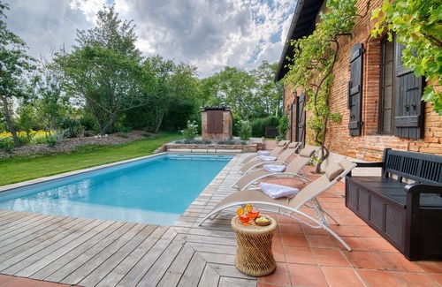 Belbeze-de-Lauragais House | Montillet - Maison piscine, terrain multisport