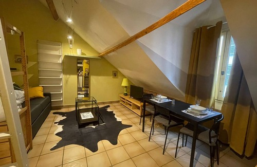 Montmartre Apartment | Montmartre Sacré Cœur - Martyrs