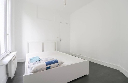 Montrouge Apartment | Montrouge 1 Bedroom Flat 30m2 - (2 pièces)