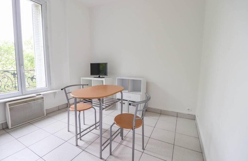 Montrouge Apartment | Montrouge 1 Bedroom Flat 30m2 - (2 pièces)