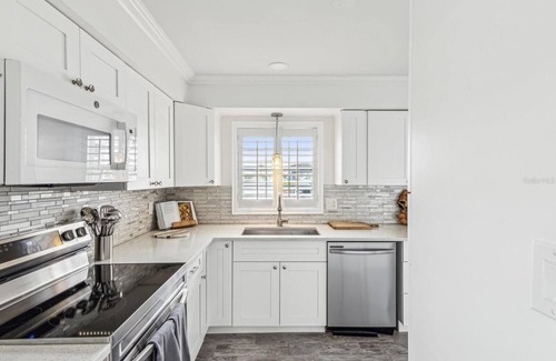 Indian Rocks Beach House | Mookies Beach House with Private Pool