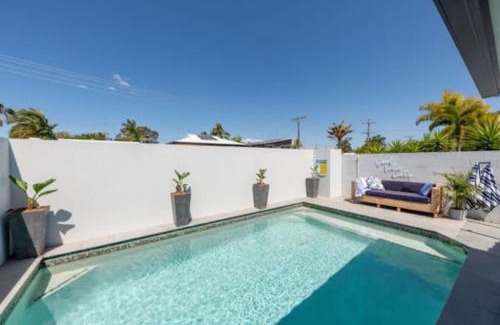 Mooloolaba House | Mooloolaba Escape to Mooloolaba & Feel At Home in Style
