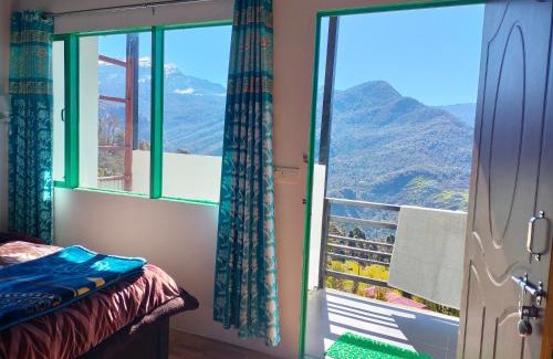 Ukhimath House | Moon Homestay Tungnath