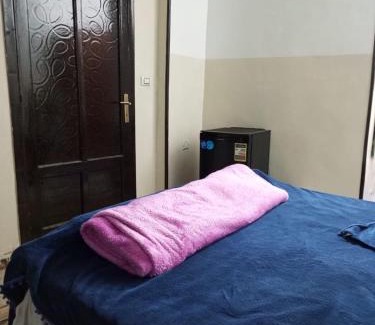 Kafrat al Jabal Bed & Breakfast | Moon light pyramids view