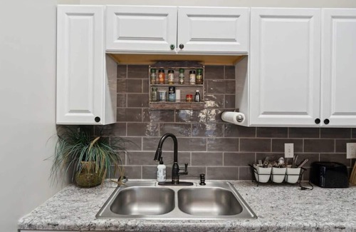 Savannah House | Moon River District, Updated! Wistful Washington