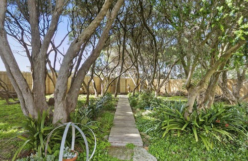 Surf Coast House | Moonah - Free Wifi and Pets Allowed on request