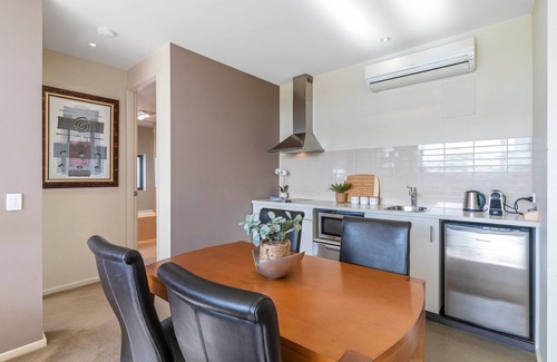 Fingal Apartment | Moonah Links Apartment 23 & 24 - Fairway Views, Golf, Hot Springs