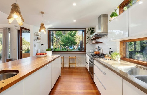 Balnarring Beach House | Moonah Retreat - Beachfront
