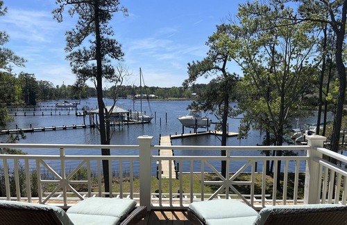 Oriental House | Mooncatcher's - exquisite waterfront home!