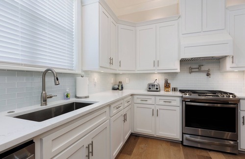 Ocean Springs House | Moondance on Magnolia - the perfect location in Ocean Springs. Walk to downtown!
