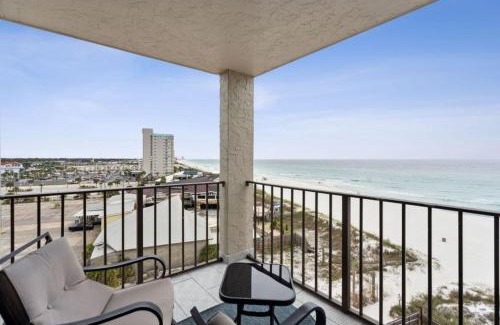 Panama City Beach Apartment | Moondrifter 804 - Sleeps 6 - 2 BR 2 BA with bunks