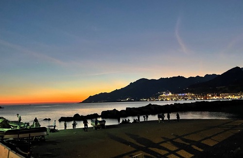 Cava de' Tirreni House | Moonlight Drive