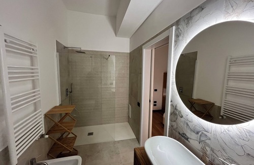 Cava de' Tirreni House | Moonlight Drive