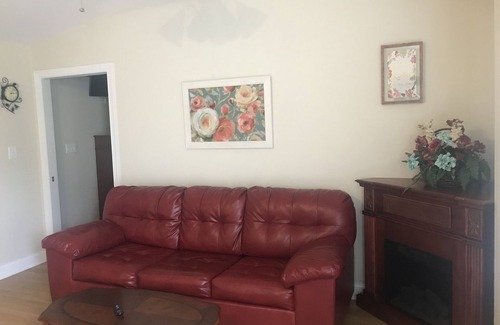 New Bern House | Moonlight Lake Suite