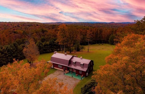 Coudersport Cabin | Moonraker 10 - Game Room Stargazing Field 1G Wi-Fi