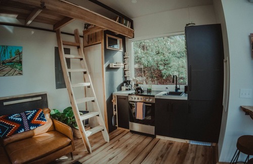 Stanton Cabin | Moonshadow: A New Modern Getaway to Rest, Relax and Enjoy The Forest