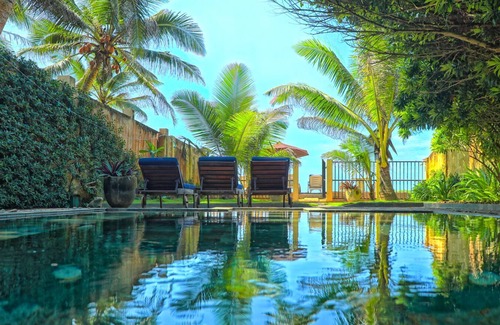 Boossa Villa | Moonstone Villa a hidden gem on an almost private beach on the Indian Ocean.