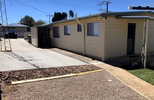 Moonta Bay House | Moonta Bay Seaside Family Holiday Home