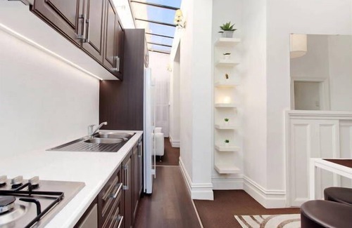 Parkville House | "Mooranda" Victorian Terrace House