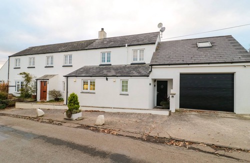 Littleham Cottage | MOORCREST, romantic, character holiday cottage in Bideford