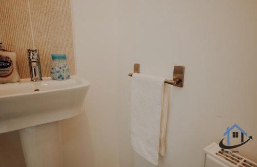 Market Harborough Apartment | Moore House 3 bed 3 and half bathroom x2 parking
