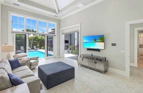 Moorings House | Moorings - William Raveis Rentals