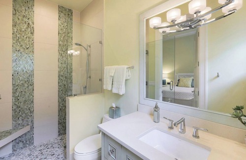 Moorings House | Moorings - William Raveis Rentals