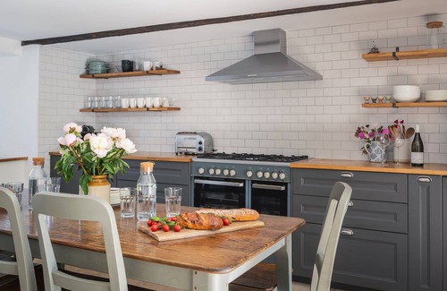East Prawle Cottage | Moorstone - a cottage that sleeps 6 guests in 3 bedrooms