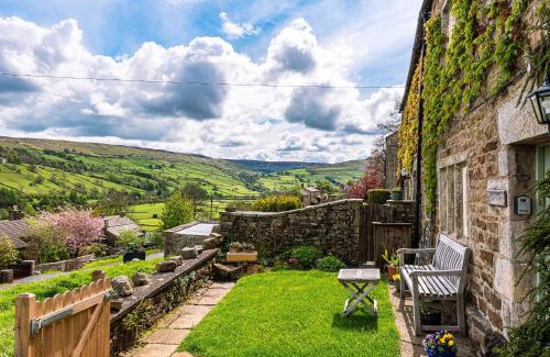 Feetham House | Moorview