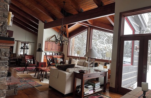 Moose Wilson Road House | Moose Haven Home, Aspens/Wilson Elegant 5-bedroom, Near Teton Village Jackson WY