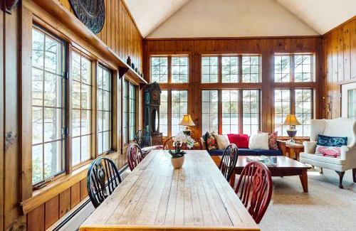 South Casco House | Moose Haven