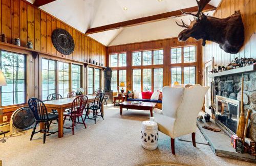 South Casco House | Moose Haven