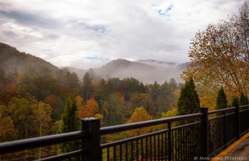 Gatlinburg - Pigeon Forge House | Moose Hollow Lodge