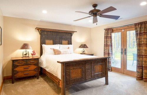 North Egremont Cabin | Moose Lodge by AvantStay | Luxe Berkshires Escape
