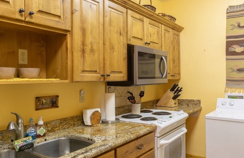 Island Park House | ⛰️Moose Ridge⛰️ Unbeatable Views‼ Close to Yellowstone ~ Game Room 🎮 Hot tub💧