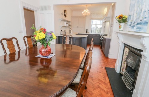Beaumaris Apartment | Mor Awel