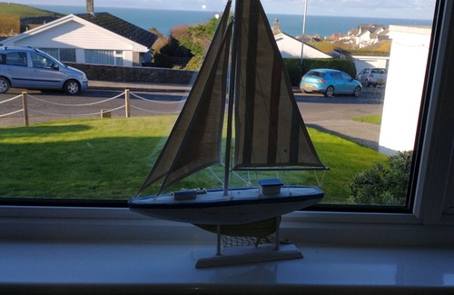 Port Isaac House | Mor Gwyns Port Isaac - sleeps 6 + parking & welcome dogs