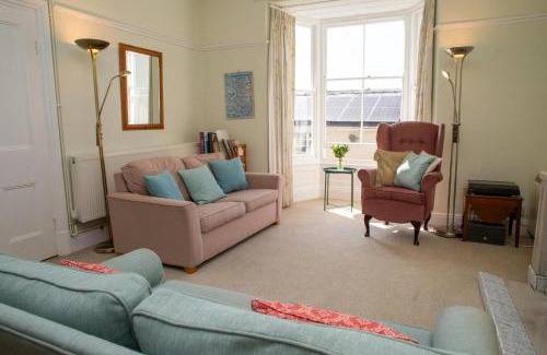 Tan-y-groes House | Morfan Tresaith