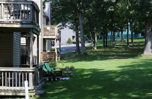 Cheat Lake House | Morgantown 2BR with Stunning Views