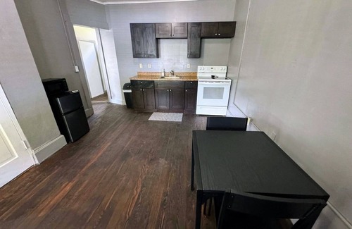 Morgantown Apartment | Morgantown hideaway Unit 2