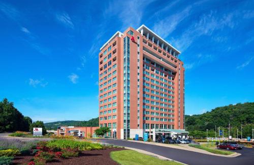 Morgantown Hotel | Morgantown Marriott at Waterfront Place